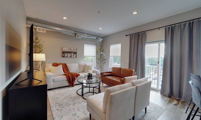 Lower Lawrenceville Condo | New Chic Condo in Pittsburgh