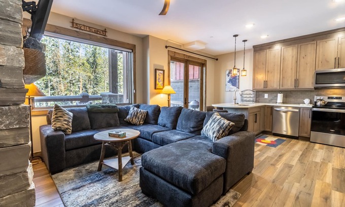 Keystone Condo | New Complex Close to Shuttle for Easy Access to Resort w/Private Patio!
