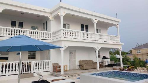 Wheeland Settlement Villa | New condo with sea view 4