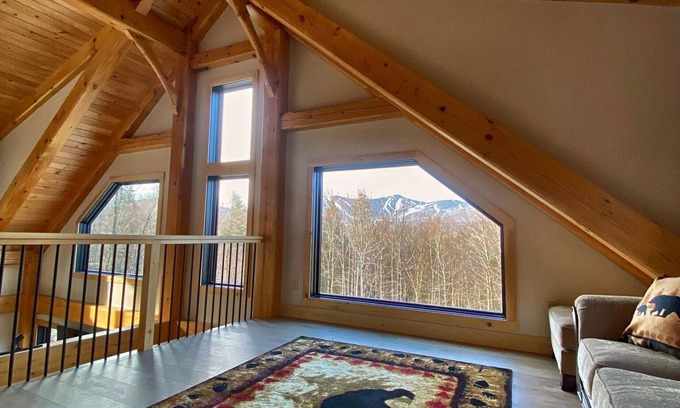 Killington Ski Chalet | New Construction Timber Frame/Mins to mountain and restaurants/Amazing views