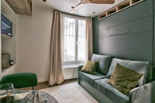 Quartier de la Goutte-d'Or Apartment | NEW ! Cosy Suite Intimate Nest Sacré Coeur Paris !