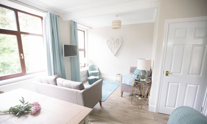 Cregneish Cottage | New - Cottage next to sandy beach