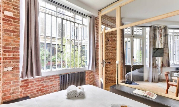 Quartier de la Porte-Saint-Denis Apartment | NEW Design Flat in the Heart of Paris-An Ecoloflat