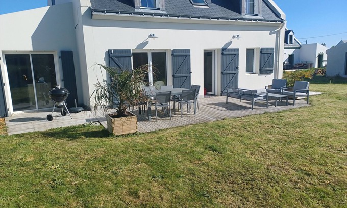 Sauzon House | NEW DETACHED HOUSE 4 BEDROOMS GARDEN SAUZON BEAUTIFUL ISLAND AT SEA