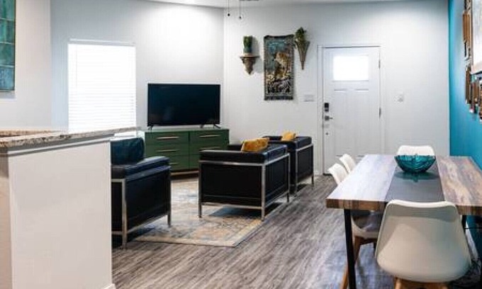 Odessa House | New Downtown condo Odessa