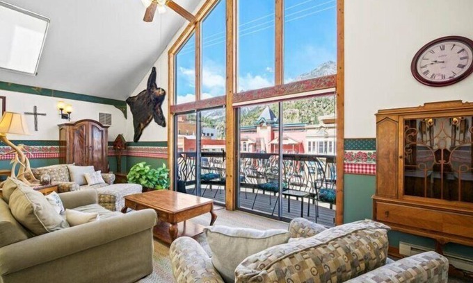 Ouray Condo | NEW Downtown Summit View NEW Downtown Summit View