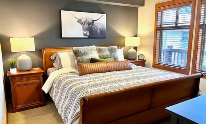 Salt Lake Mountain Resorts Apartment | New! Eagle Springs Chalet