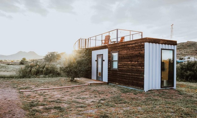 Alpine House | New! Endless Sunsets-Container Home