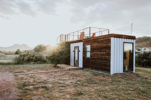 Alpine House | New Endless Sunsets-Container Home