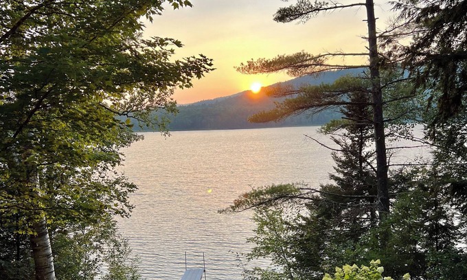 Plymouth House | New England Lakefront Fall Escape, Dogs Welcome