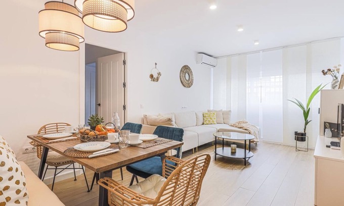 Triana Apartment | * New - Essences of Seville - Triana - High quality -