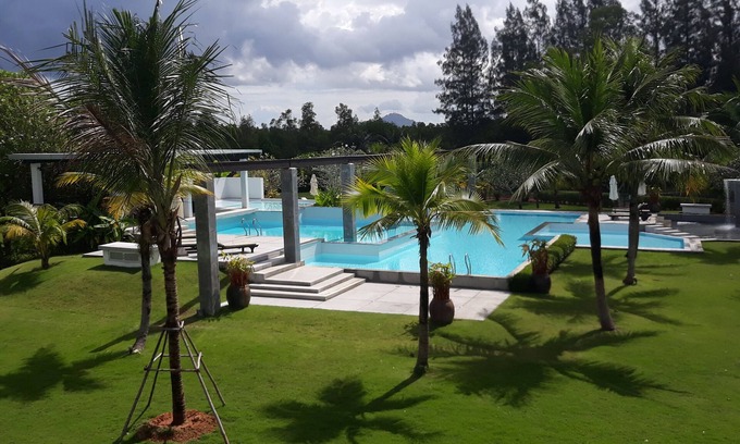 Koh Kaew Condo | New exclusive residential estate located on Phuket's East Coast.