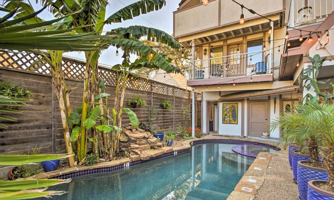South Central Houston Villa | NEW! Expansive Houston Villa w/ Private Oasis