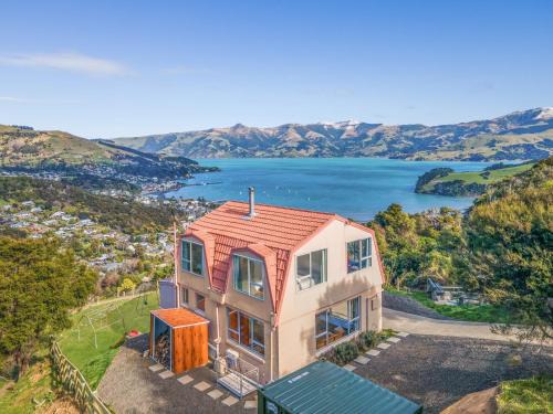 Akaroa House | New Farm - Akaroa Holiday Home