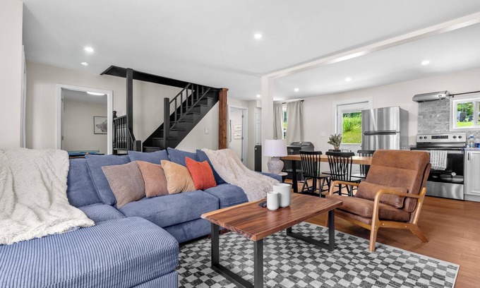 Ashland House | NEW! Firepit, Game Room, Near Hiking