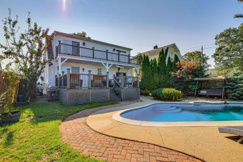 East Shore House | New Haven Gem with Private Pool, Walk to Beach!