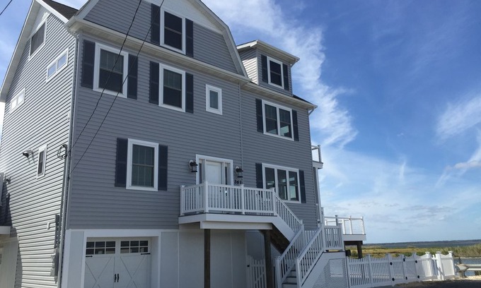 Dover Beaches North House | NEW home on Barnegat Bay ****WATERFRONT**** IN LAVALLETTE "SUNSET MANOR"