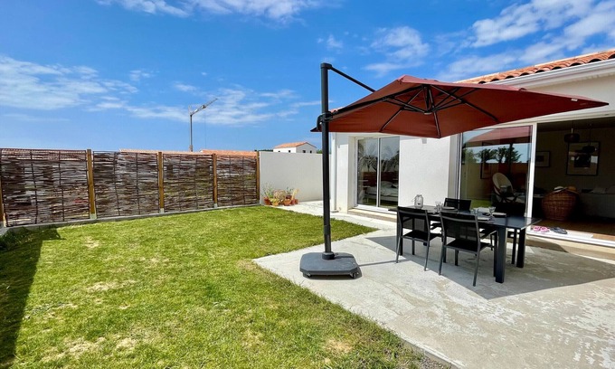 Bretignolles-sur-Mer House | New house 3 bedrooms, 6 sleeps, between sea and countryside, walk to town, WIFI