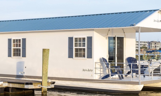 Dewey Beach Boat Rental | NEW Houseboat - 2 Bedrooms - Great Location & Views