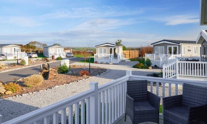 Looe House | New in for 2021. Luxurious holiday home.
