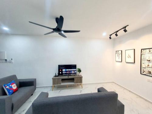 Central Seberang Perai House | (New)Jovial Cozy&Stylish House 4Room@BM Sri Rambai