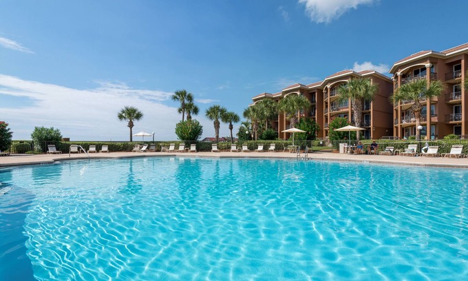 Miramar Beach Condo | NEW KITCHEN!, BeachFront, Bch Svc, pool, grill, kitchen, wifi
