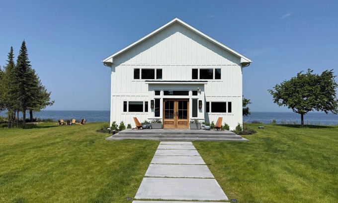 Door County House | NEW Lakefront 3 Acre Renovated Egg Harbor Getaway