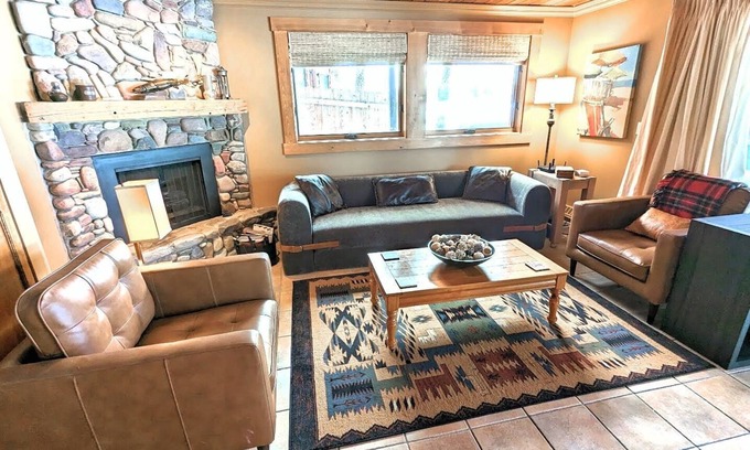 Whitefish Condo | New Lakefront Condo! Great Views! Pool/Hot Tub/Sauna/Private Beach Access! 6 Guests