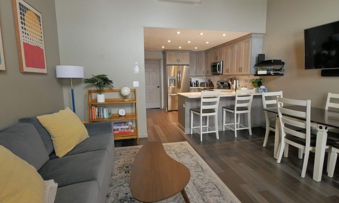 Eden Condo | New Listing- 2 King Bedrooms next to pool and Hot Tub | 2 Bed, 2 Bath