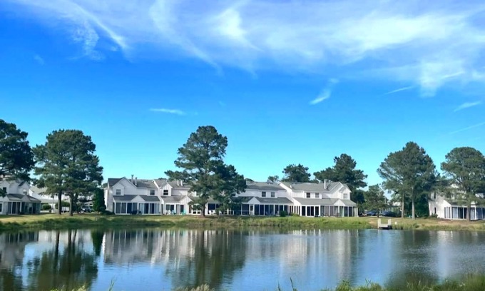 Selbyville House | NEW LISTING 2024! Amenities galore minutes to beach waterfront townhome
