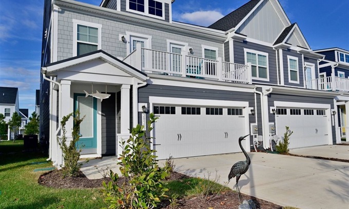 Bayside House | New Listing: Bayside Resort: W Fenwick Island Beach House: 5BR 4.5 Bath 3 Suites