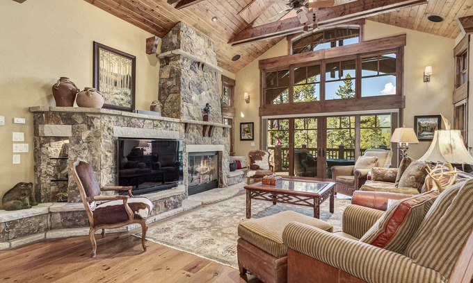 The Highlands House | New Listing! Escape to this stunning private home in Breckenridge!