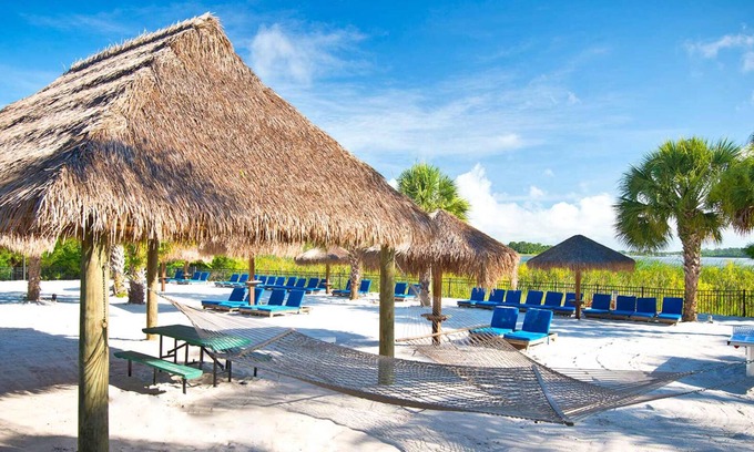Bahama Bay Apartment | New Listing -PROMOTIONAL PRICE /Lake view condo near all attractions !