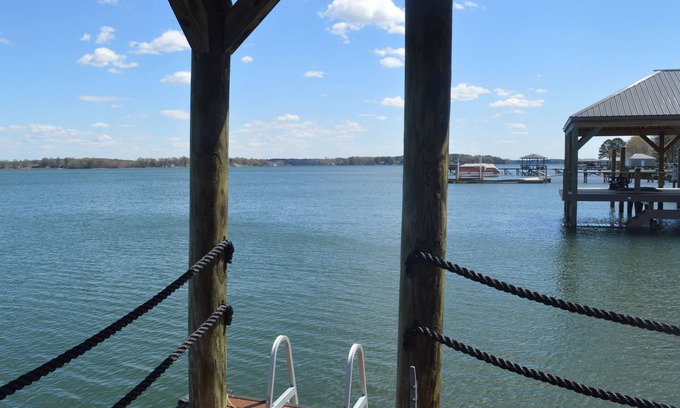 Lake Norman of Catawba House | NEW LISTING! Raven’s Nest