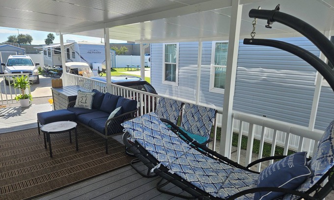 Pinebrook Estates House | NEW LISTING! Relaxing 1BR Retreat with Pool, 15 Mins from the Beachnn