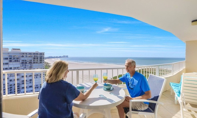 Marco Island Condo | NEW LISTING: SEA MAR CONDO II - 19th Floor Penthouse South Seas Tower 3