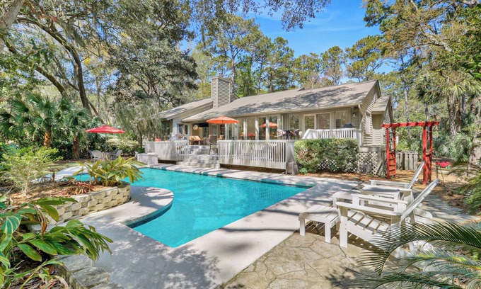 Heritage Woods House | *NEW LISTING* Five Bedroom Sea Pines Home - Close to Beach - Private Pool