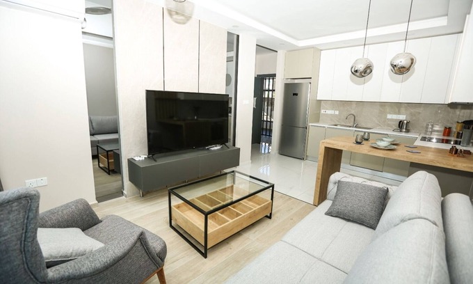 Karavas Apartment | New lux appartment by the pool c3