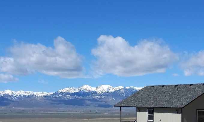 Custer County Cabin | New, luxurious, amazing view, Moose Cabin