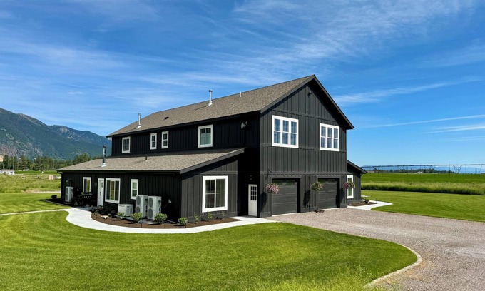 Columbia Falls Other | NEW & luxurious! Mountain View Retreat @ the Big Black Barn-near GNP & Wfish, AC