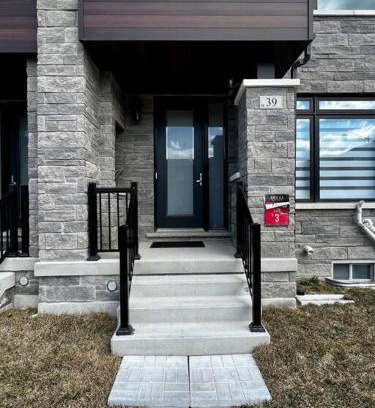 Brampton Apartment | New Luxurious Studio Apartment