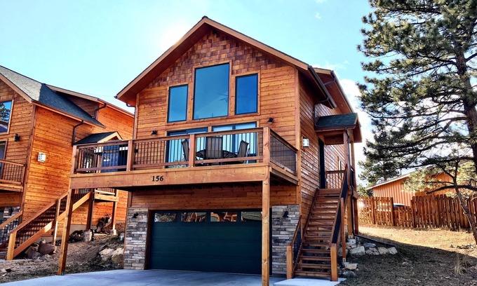 Estes Park Cabin | New Luxury Cabin in Estes Park (3166) No Cleaning Fee