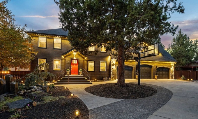 Old Farm District House | New! Luxury Home ~ Salt Water Hot Tub ~ Dog Friendly ~ Fire Pit