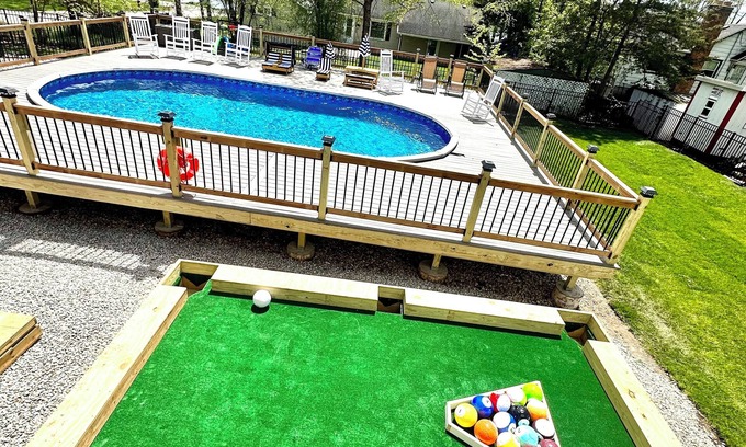 Como House | New Luxury Lake Geneva+Heated Pool+2 hot tubs+Sauna+Fire pit+Photo area