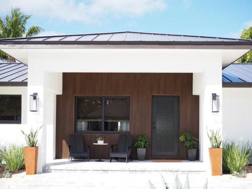 North Center Street Apartment | NEW Luxury Mellow Marlin w Pool Jupiter FL