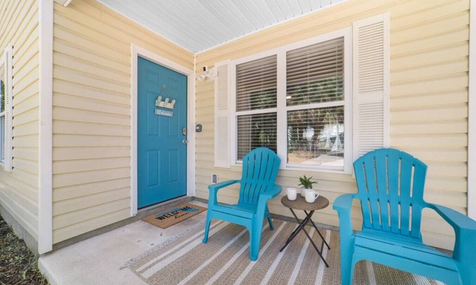 St. Augustine House | NEW Modern Bungalow | Close to Downtown! | Fenced Yard | Pet Friendly!