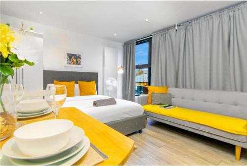 Weavers Apartment | New Modern Studio in Bricklane