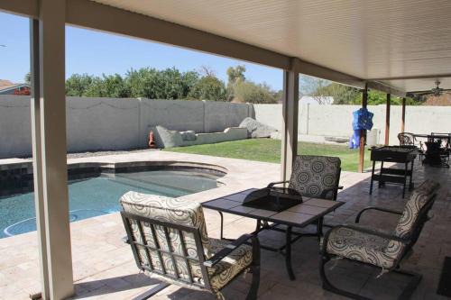 Ahwatukee Foothills House | NEW! Modern Villa Getaway with an amazing pool