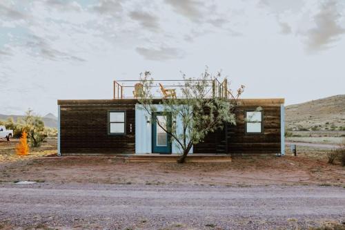 Alpine House | New Moonlight Ridge-Shipping Container Home