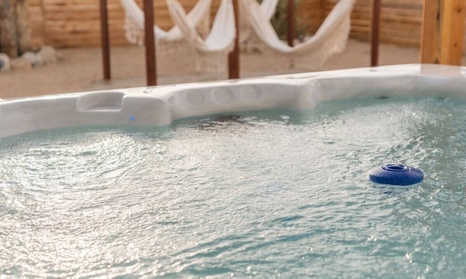 Joshua Tree House | NEW: Mountain View Retreat: Hot Tub & Fire Pit!